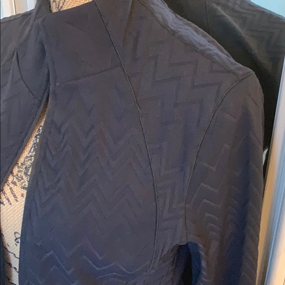 Shape Active Textured Jacket in Caviar - Picture 3 of 7